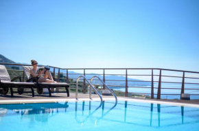 Senso Panorama Villa and Suite